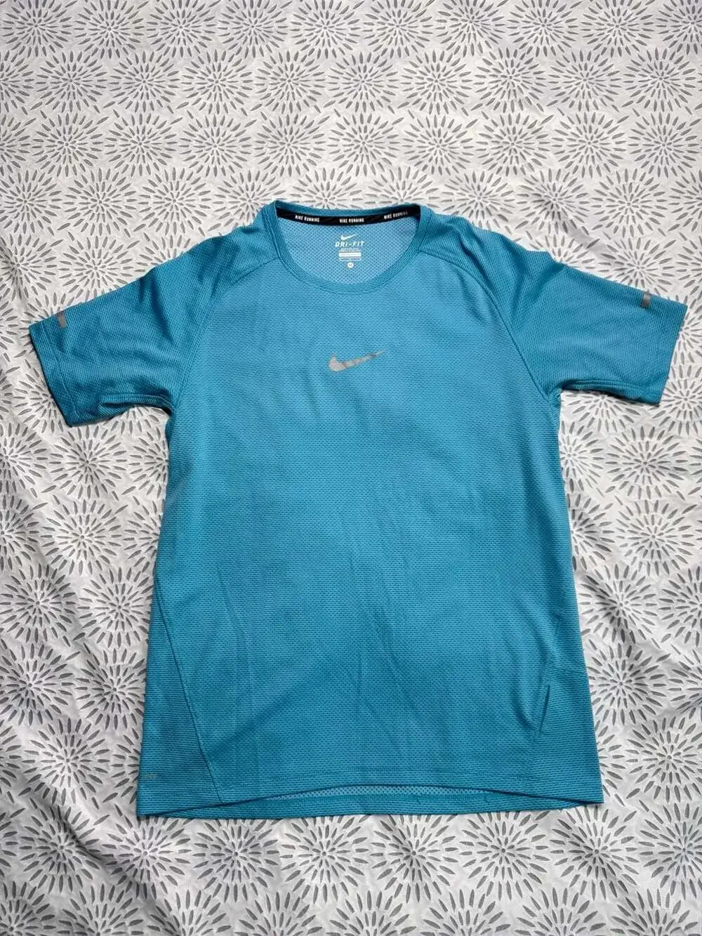 Nike Men's M Dri-FIT Stride Running Short Sleeve T-Shirt Turquoise Blue